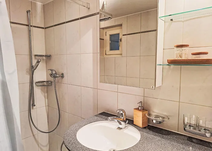 בקתה Haus Am By Interhome Niederried bei Interlaken